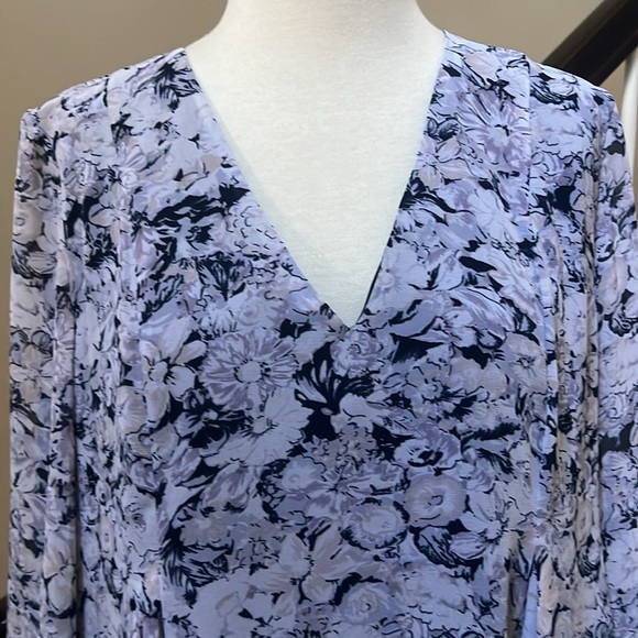 BCBGeneration floral dress - Picture 2 of 11